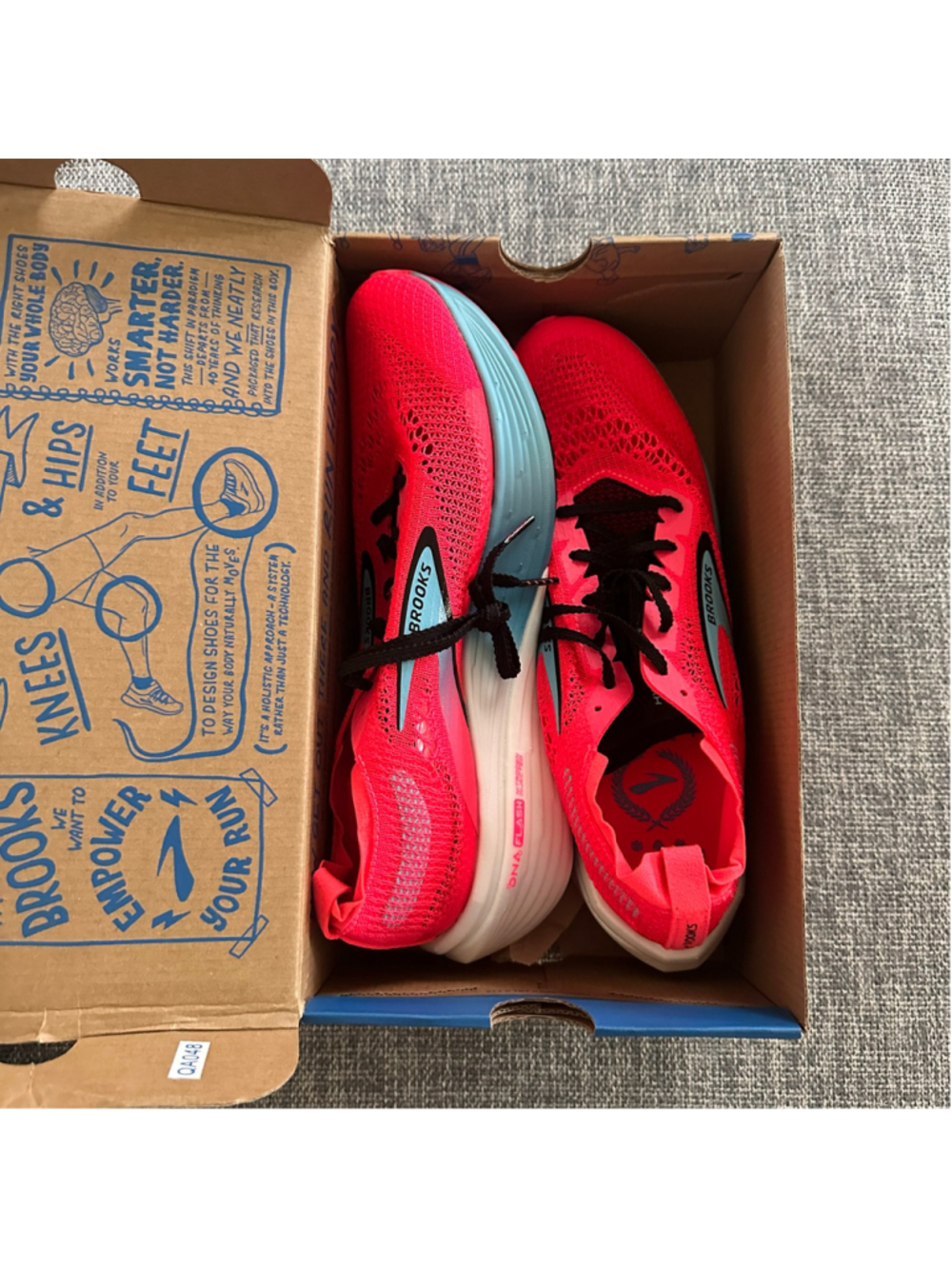 Women's Brooks NWT Hyperion Elite 4 Athletic Shoes Pink/Blue Size 10.5